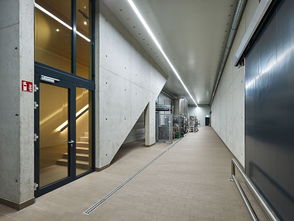 广州现代化酿酒厂装修设计 融合功能性与美学的空间艺术